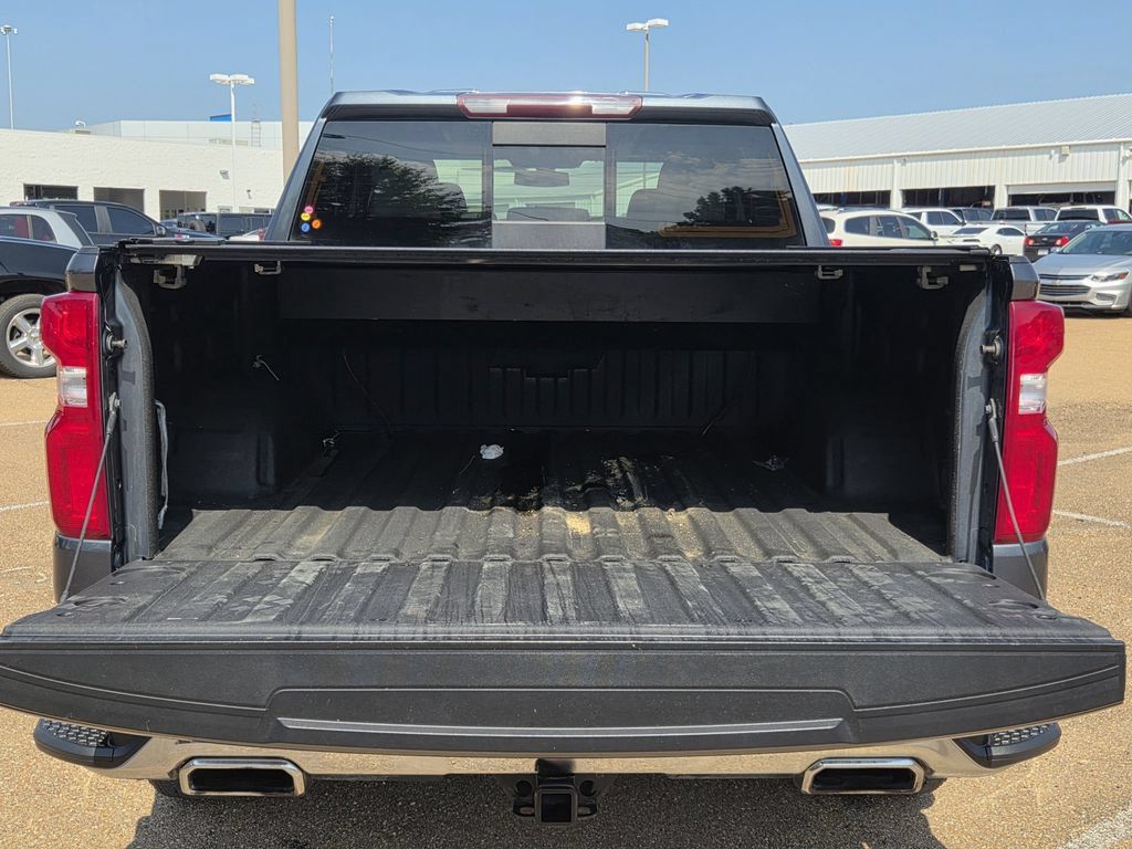 Used 2019 Chevrolet Silverado 1500 LTZ w/ LTZ Plus Package AWD/4WD image 26
