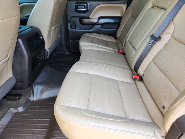 Used 2018 GMC Sierra 2500 Denali w/ Duramax Plus Package AWD/4WD image 18