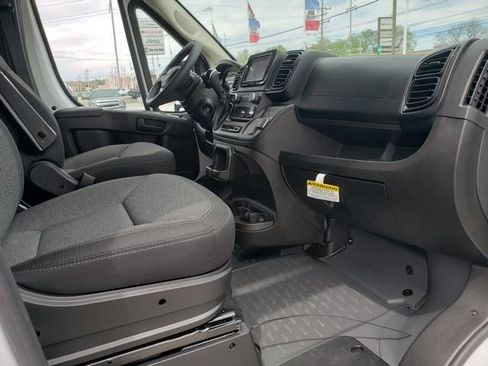 Used 2025 RAM ProMaster 1500 w/ Convenience Group FWD image 14