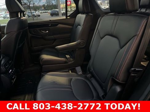 Used 2024 Honda Pilot TrailSport image 14