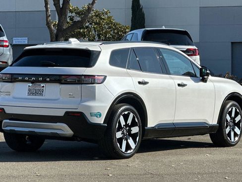 Used 2025 Honda Prologue Elite image 4