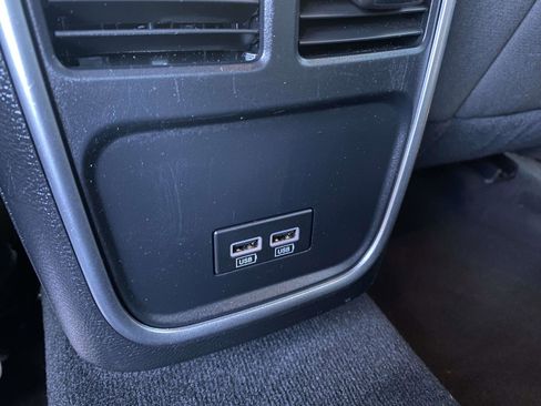 Used 2023 Dodge Charger SXT w/ Cold Weather Package RWD image 13