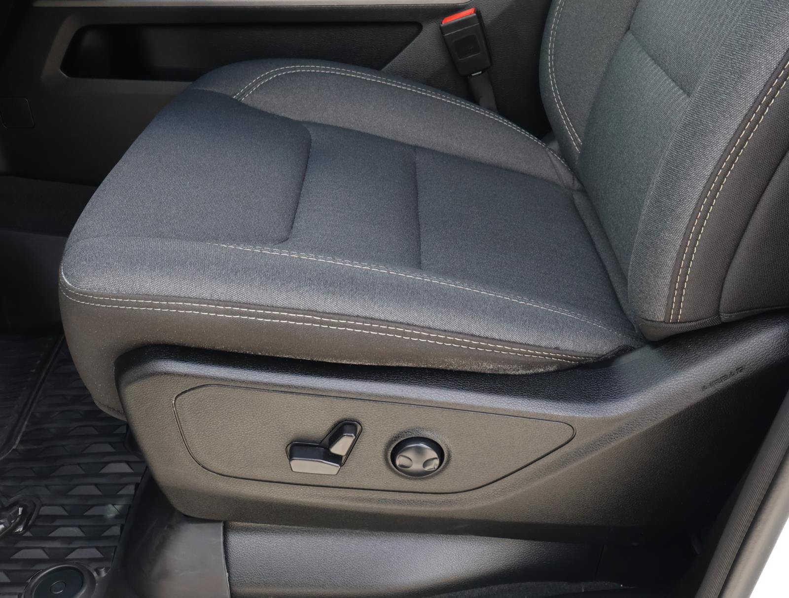 Used 2024 RAM 1500 Lone Star AWD/4WD image 15