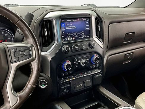 Used 2021 Chevrolet Silverado 1500 LTZ w/ Z71 Off-Road Package image 6