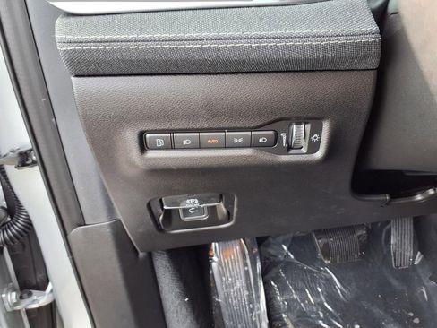 New 2026 Jeep Cherokee Laredo image 12