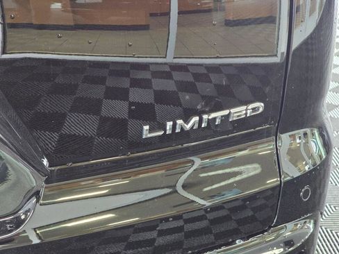 New 2025 Toyota Crown Signia Limited image 14