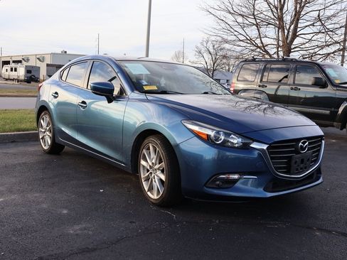 Used 2017 MAZDA MAZDA3 Grand Touring image 12