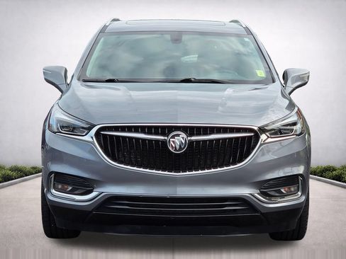 Used 2020 Buick Enclave Essence w/ LPO, Floor Liner Package FWD image 3