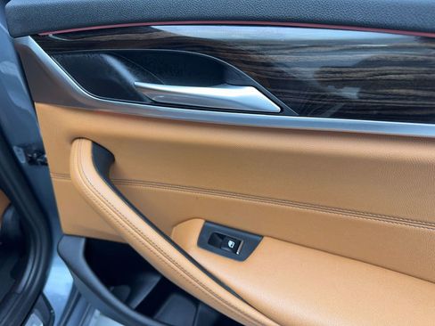 Used 2022 BMW 530i xDrive w/ Convenience Package image 43