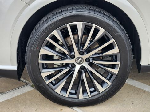 Used 2025 Lexus RX 350 Premium Plus w/ Accessory Package (Z1) image 9