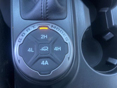 Used 2023 Ford Bronco Black Diamond image 19