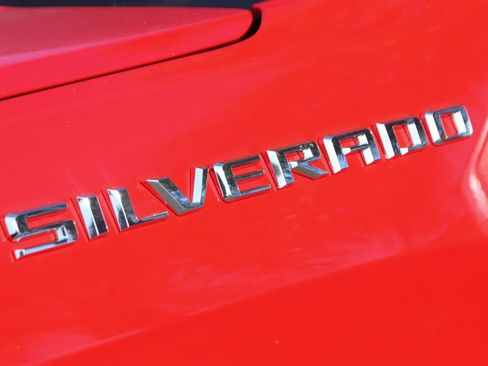 Used 2020 Chevrolet Silverado 1500 LT RWD image 44