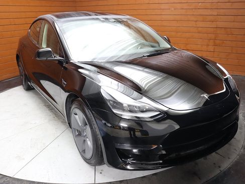 Used 2022 Tesla Model 3 image 65