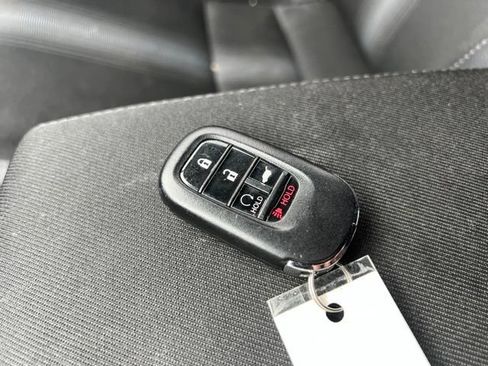 Used 2025 Honda Civic Sport image 14