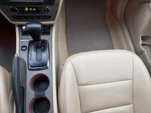 Used 2009 Ford Fusion SEL image 17
