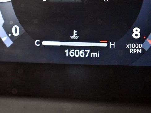 Certified 2024 Toyota Tacoma TRD Sport image 29