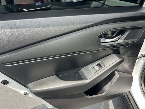 Certified 2025 Honda Accord LX image 19