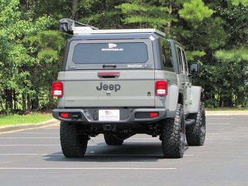 Used 2021 Jeep Gladiator Sport AWD/4WD image 10