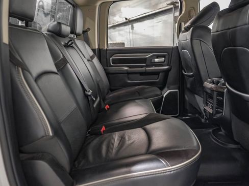 Used 2020 RAM 3500 Laramie image 37