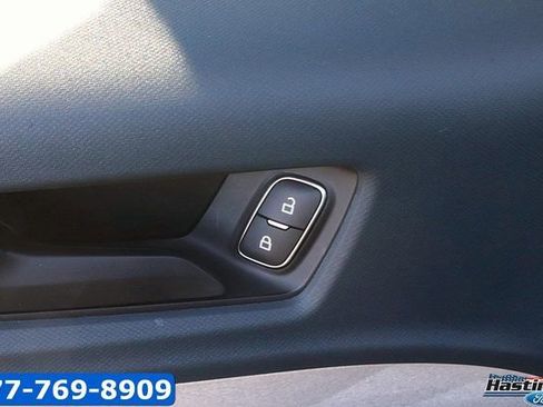 New 2026 Ford Maverick XLT FWD image 10