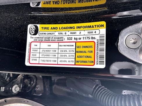 Used 2025 Ford Explorer ST AWD/4WD image 4