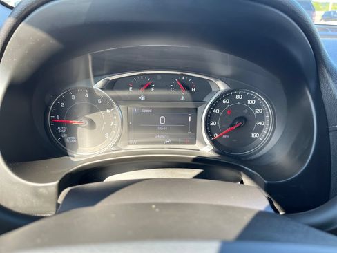 Used 2024 GMC Terrain SLE FWD image 15