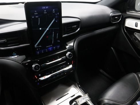 Certified 2021 Ford Explorer ST w/ ST Street Pack image 30