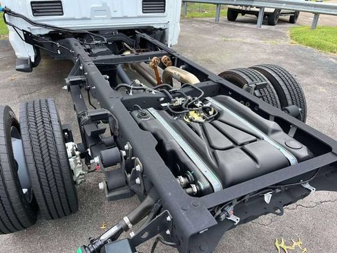 New 2026 Ford F450 XL w/ XL Chrome Package AWD/4WD image 11