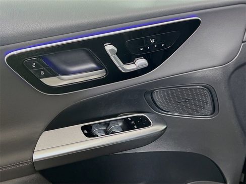 New 2025 Mercedes-Benz GLC 300 4MATIC image 18
