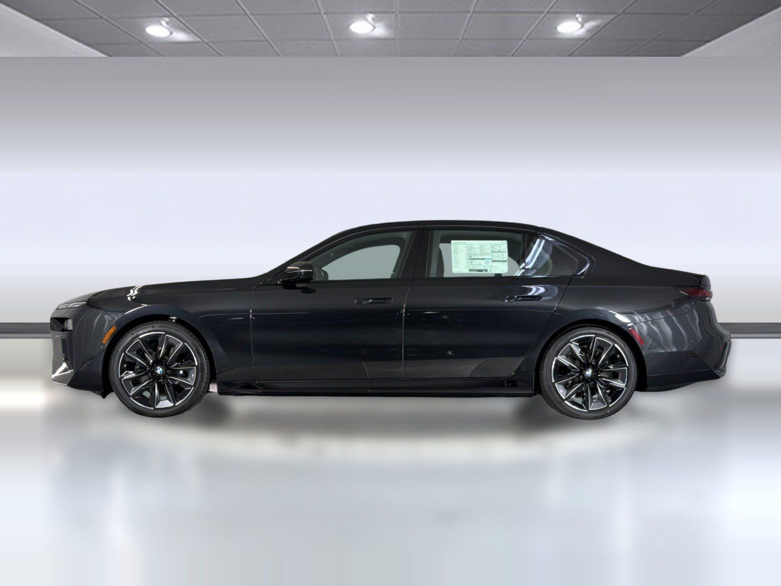 Used 2026 BMW i7 eDrive50 w/ M Sport Package RWD image 2