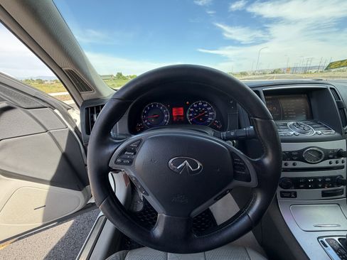 Used 2009 INFINITI G37 x Sedan AWD/4WD image 10