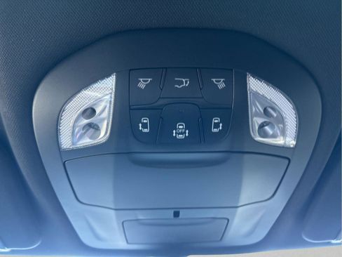 New 2026 Chrysler Pacifica Select w/ S Appearance Package FWD image 22