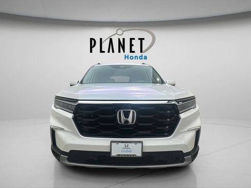 Certified 2024 Honda Pilot Elite image 11