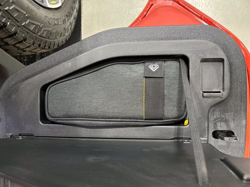 Used 2023 Rivian R1T Adventure AWD/4WD image 32
