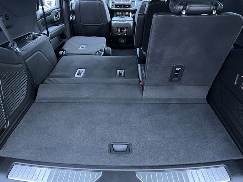 Used 2023 Chevrolet Tahoe Z71 image 21