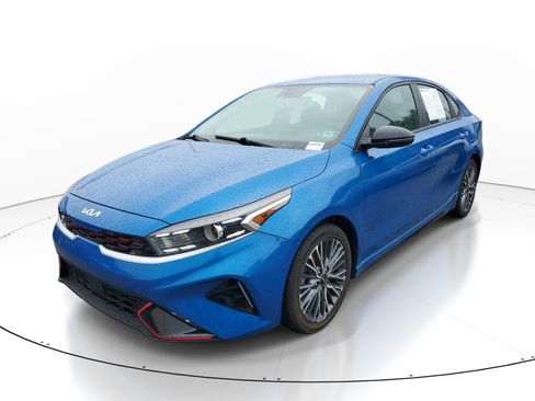 Certified 2023 Kia Forte GT-Line w/ GT-Line Technology Package FWD image 3