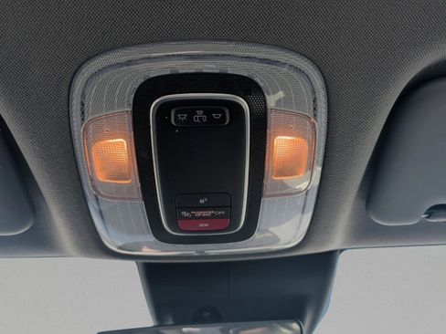 Used 2024 Hyundai Elantra SEL image 27