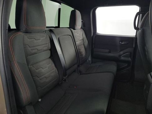 Used 2024 Nissan Frontier Pro-X RWD image 19