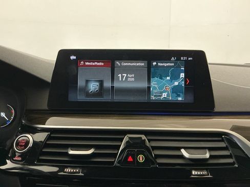 Used 2018 BMW 540i RWD image 11