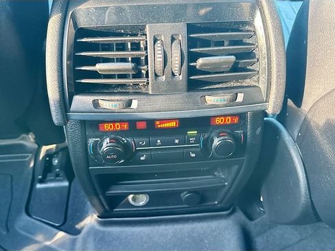 Used 2014 BMW X5 xDrive50i image 27