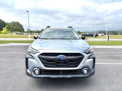 Used 2024 Subaru Outback Onyx Edition AWD/4WD image 2