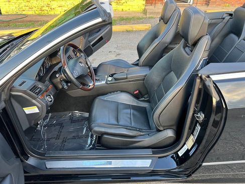 Used 2011 Mercedes-Benz E 550 Cabriolet image 14