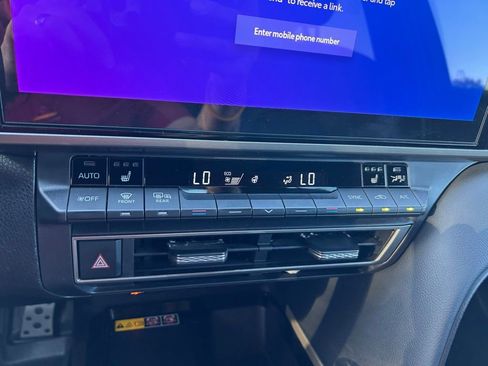 Used 2025 Toyota Camry XSE image 26