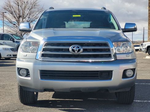 Used 2014 Toyota Sequoia Platinum image 3