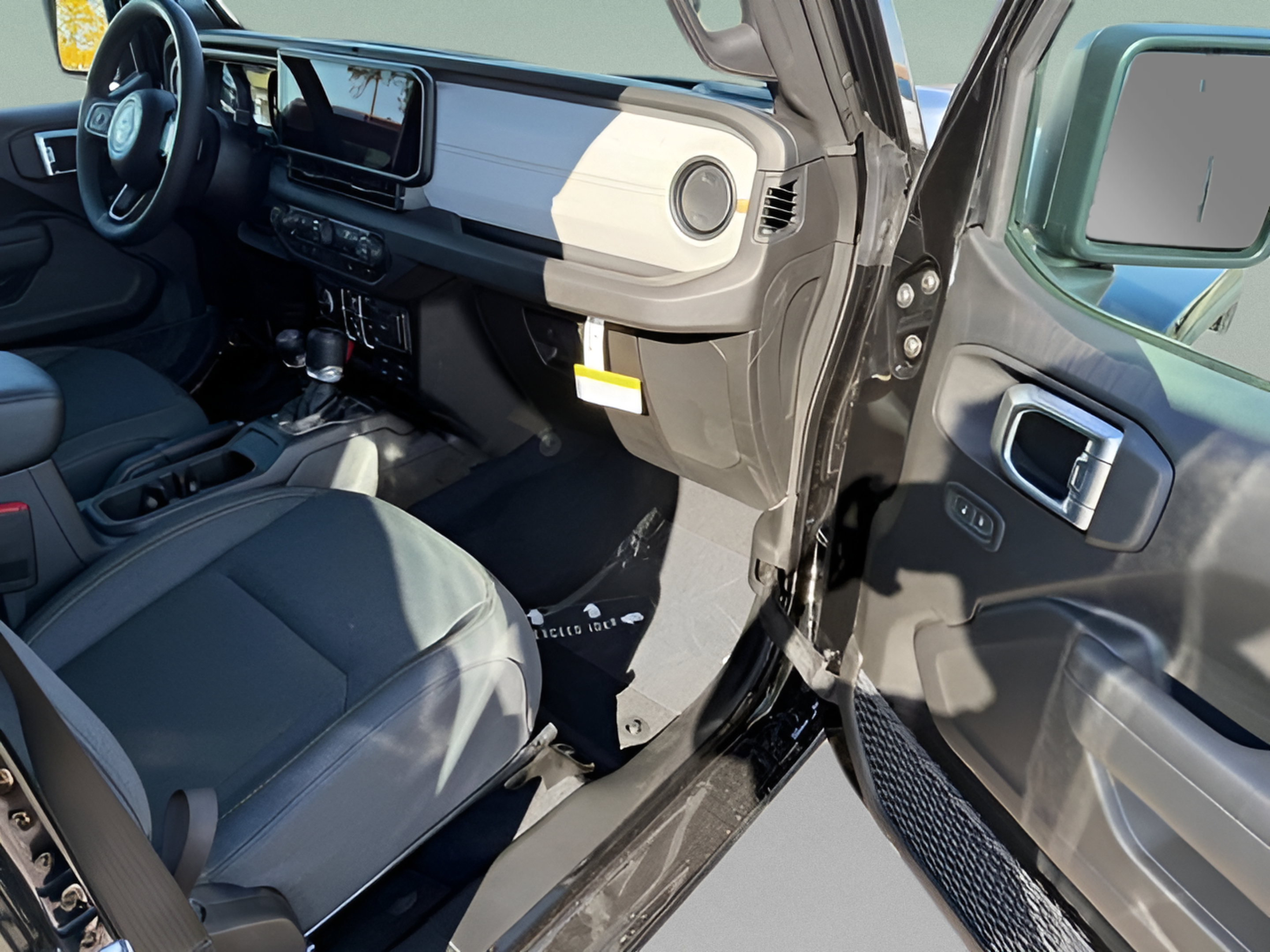 New 2026 Jeep Gladiator Sport AWD/4WD image 13