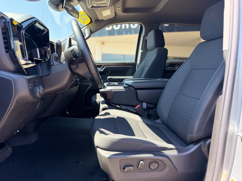 Used 2026 Chevrolet Silverado 1500 RST RWD image 7