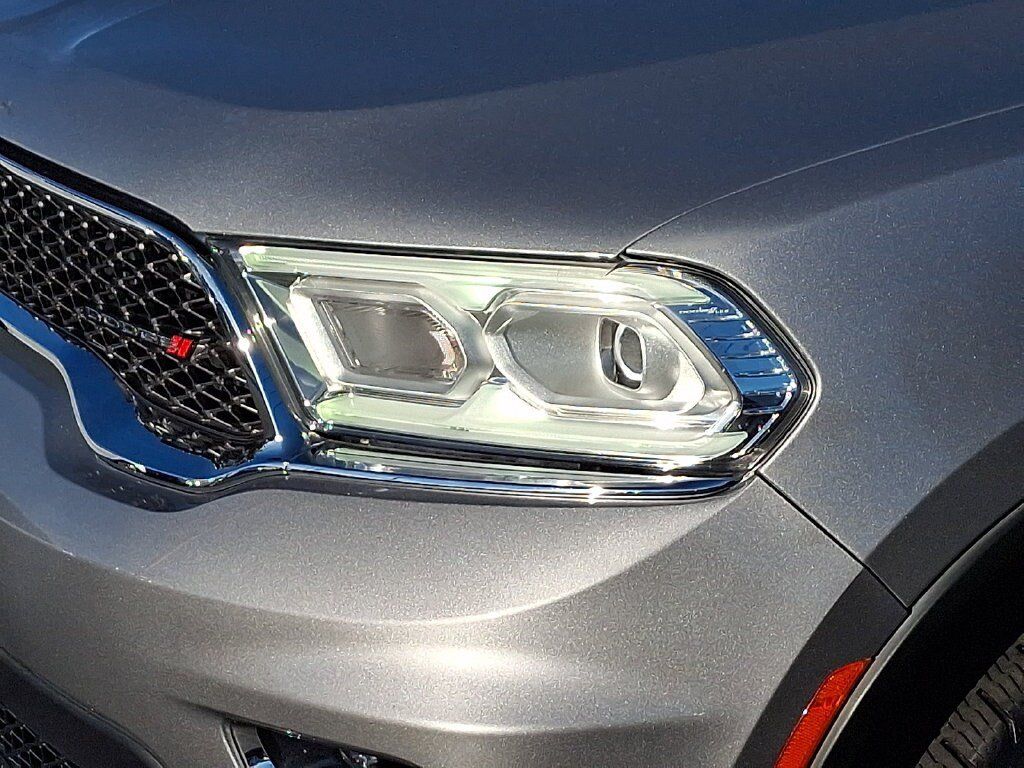 Used 2021 Dodge Durango SXT AWD/4WD image 9