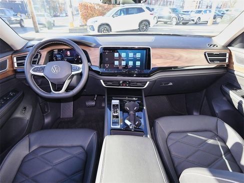 New 2026 Volkswagen Atlas SE image 19