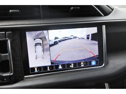 Used 2021 GMC Yukon XL Denali w/ LPO, Illumination Package AWD/4WD image 27