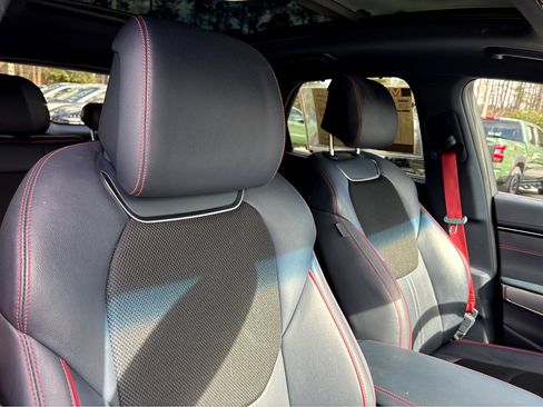 Used 2023 Genesis GV70 2.5T w/ Sport Prestige Package image 14